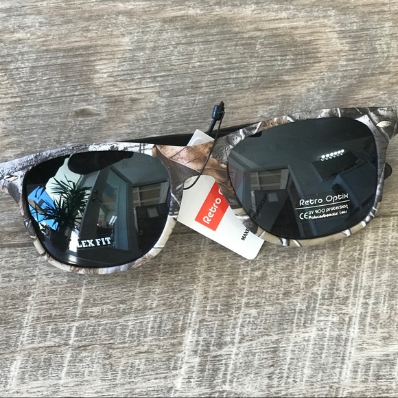 New Trump Camo 2020 KAG Rally Collectible Sunglass - Picture 4 of 8